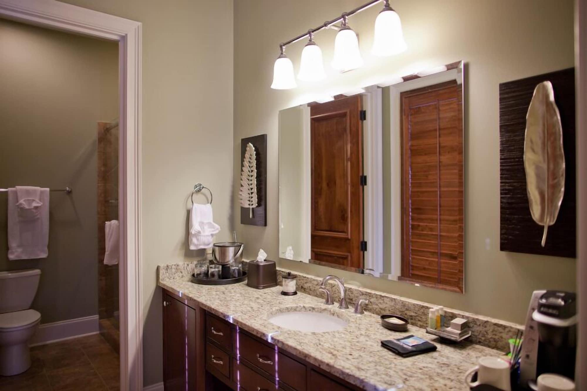 Bleckley Inn Anderson Bagian luar foto
