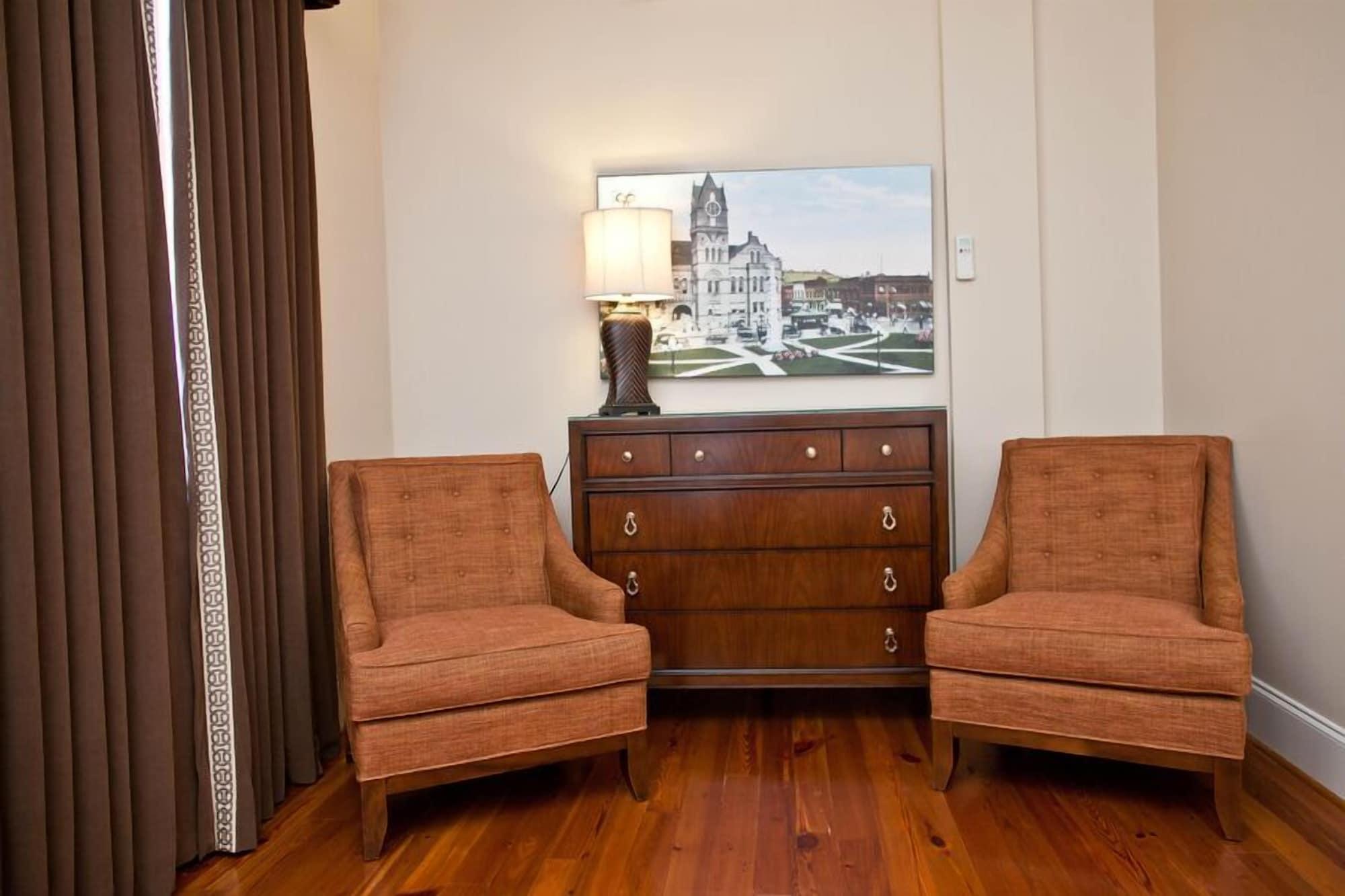 Bleckley Inn Anderson Bagian luar foto