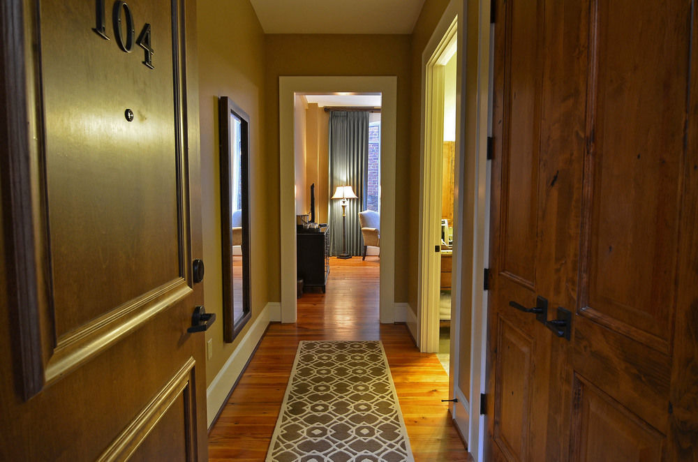 Bleckley Inn Anderson Bagian luar foto