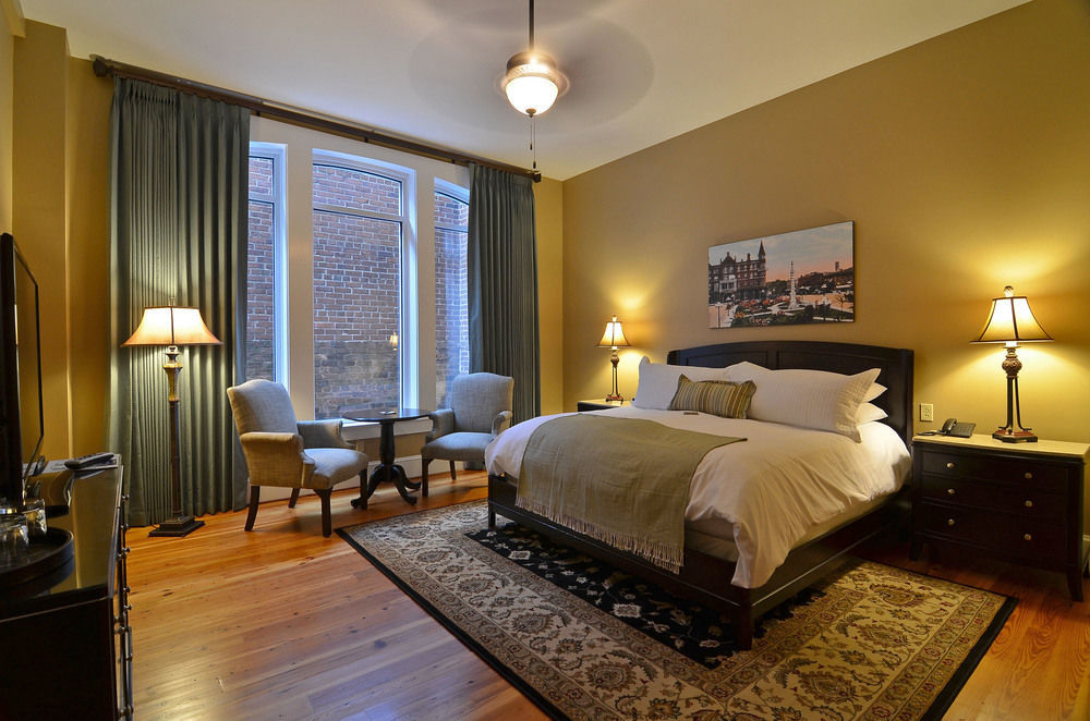 Bleckley Inn Anderson Bagian luar foto